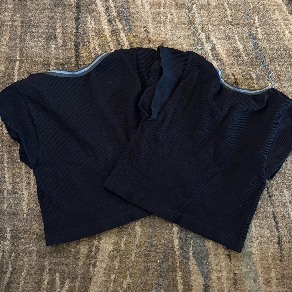 Seamless Top Bundle ✨ - Picture 3 of 3